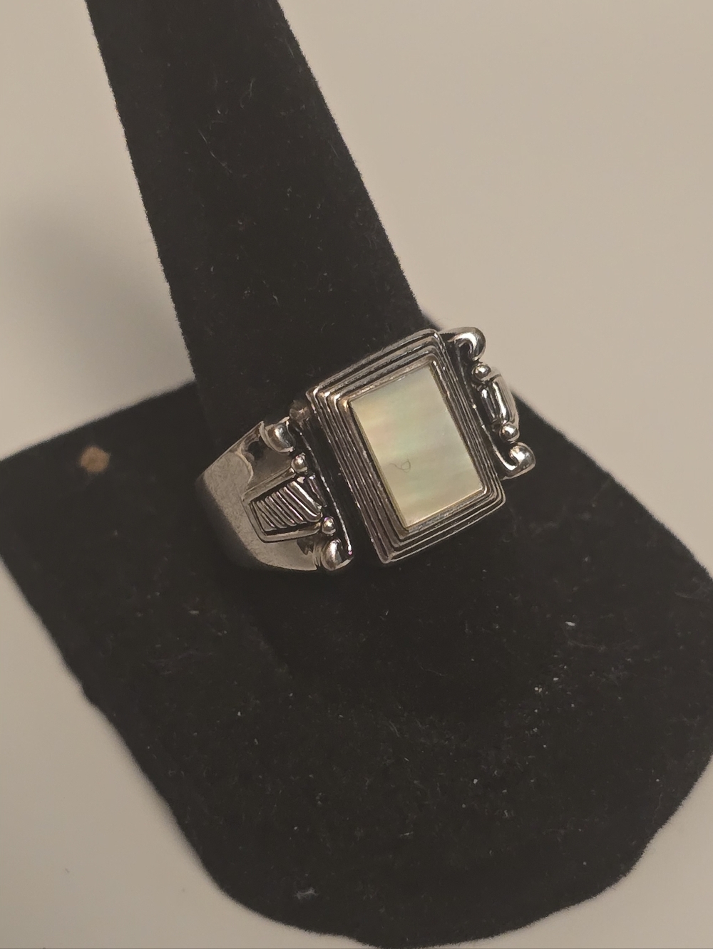 Vintage-Inspired Silver Ring with Rectangular Mother-of-Pearl Inlay